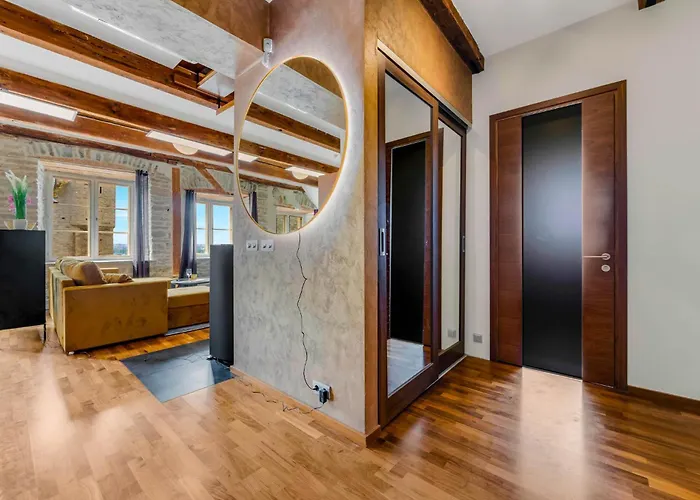 公寓 Stylish Old Town With Sauna *