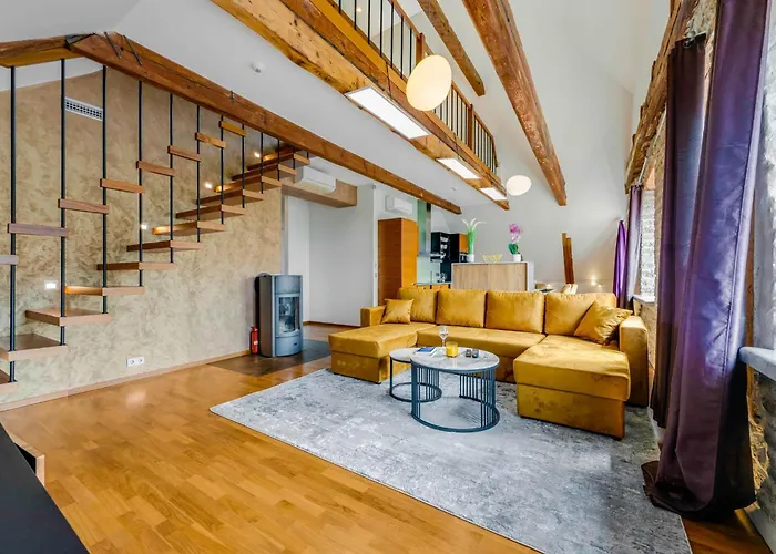 Daire Stylish Old Town With Sauna